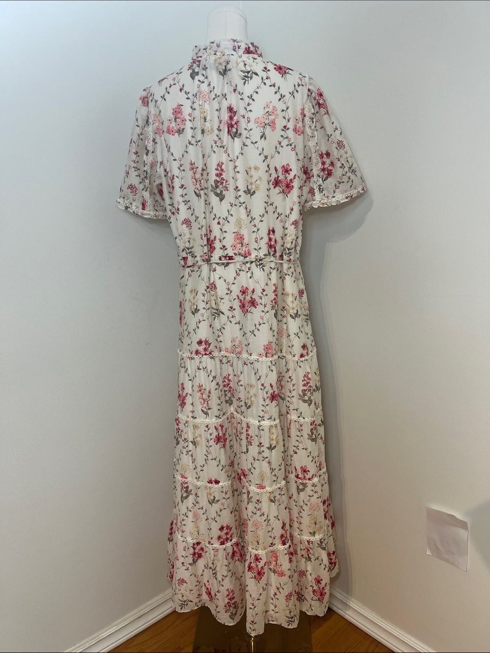 Jessie Button-Down Floral Print Midi Dress - Picture 6 of 17